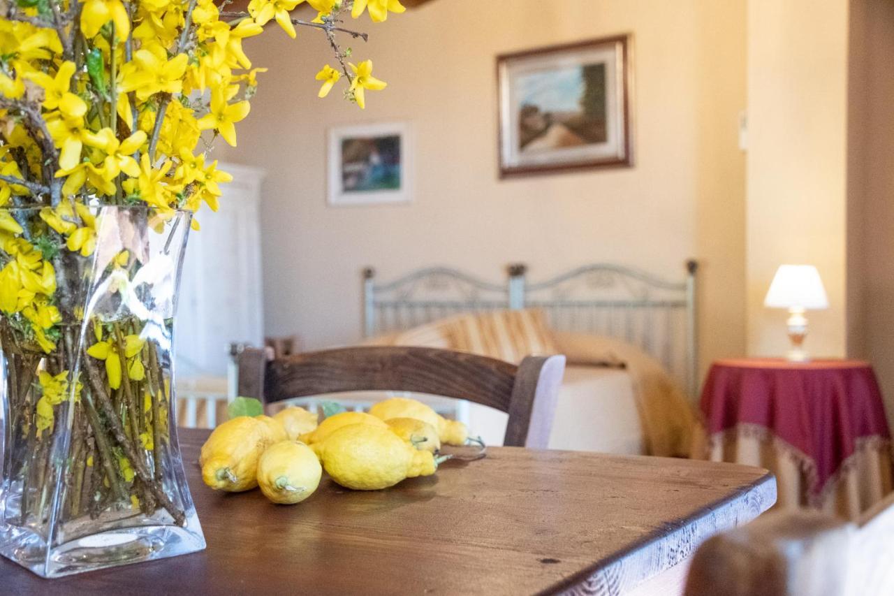 Agriturismo Cima Alla Serra Buti Exteriör bild